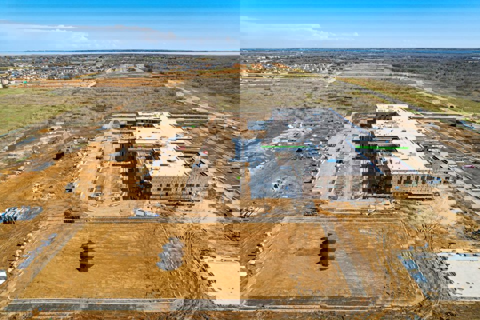 A large building in a desert.